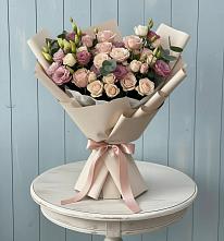 Букет цветов из:  Розы и Лизиантусы в Посёлке Свободы