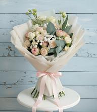 Букет цветов из:  Розы и Лизиантусы в Посёлке Свободы