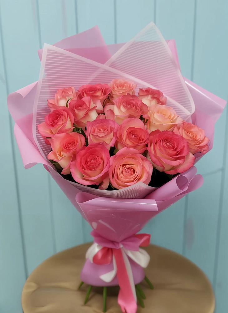 Букет 15 Розовых роз Равель в Посёлке Свободы