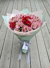 Букет цветов из:  Альстромерии #REPLACE_PRED# Посёлке Свободы