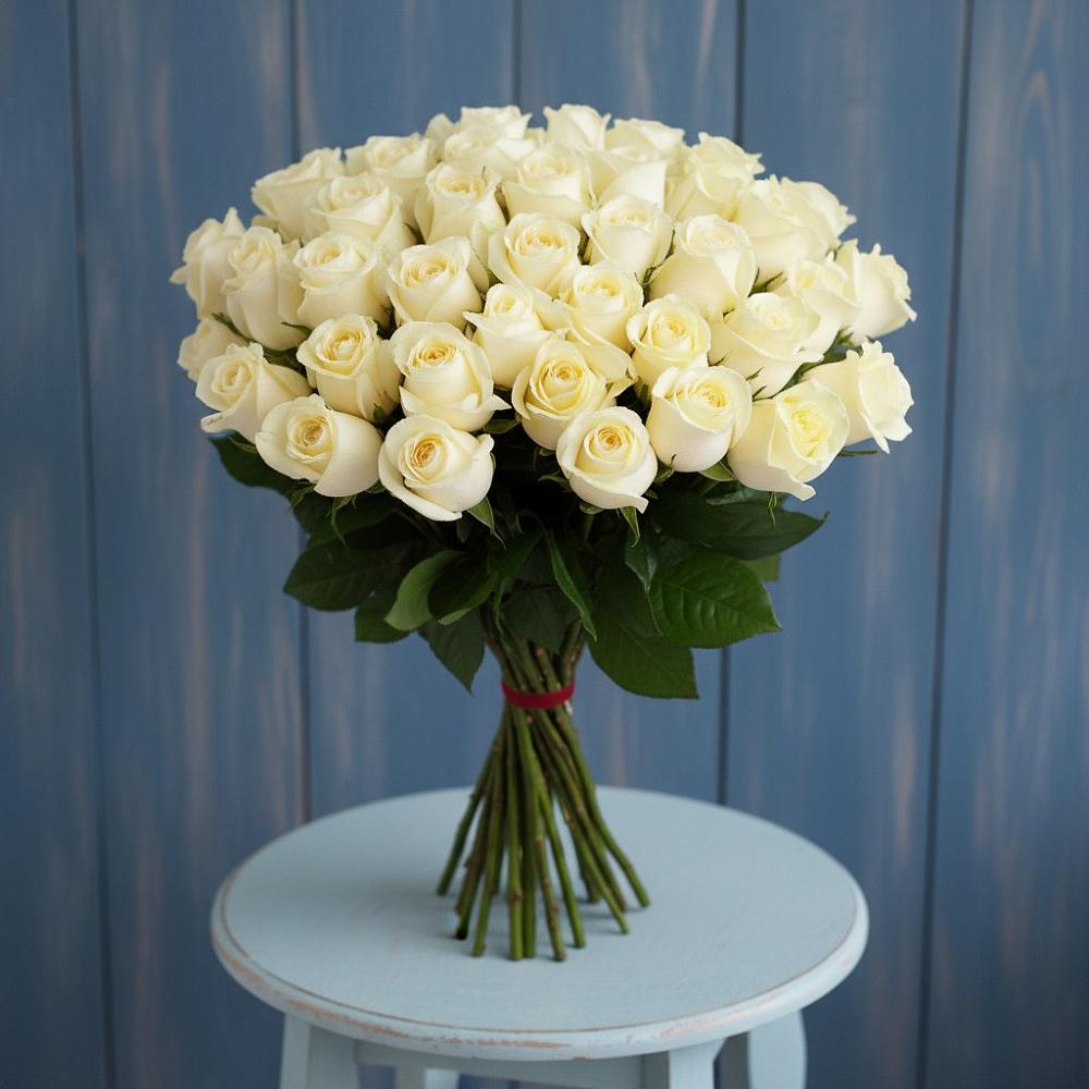 Букет 51 Белая роза Эдлесс Лав в Посёлке Свободы