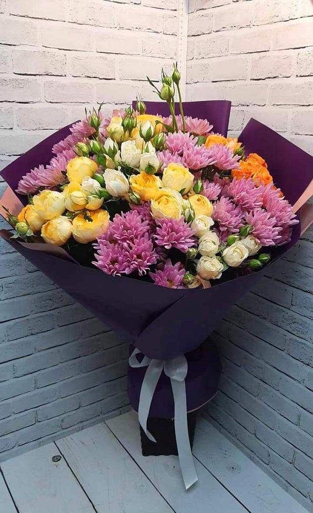 Букет цветов из: Хризантемы и Розы в Посёлке Свободы