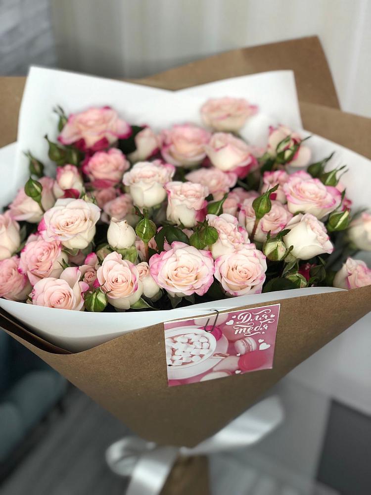 Букет цветов из: Розы в Посёлке Свободы