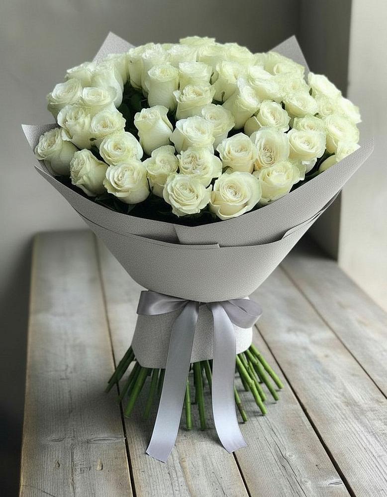Букет 35 Белых роз в Посёлке Свободы