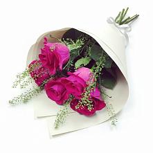 Букет цветов из:  Розы в Посёлке Свободы