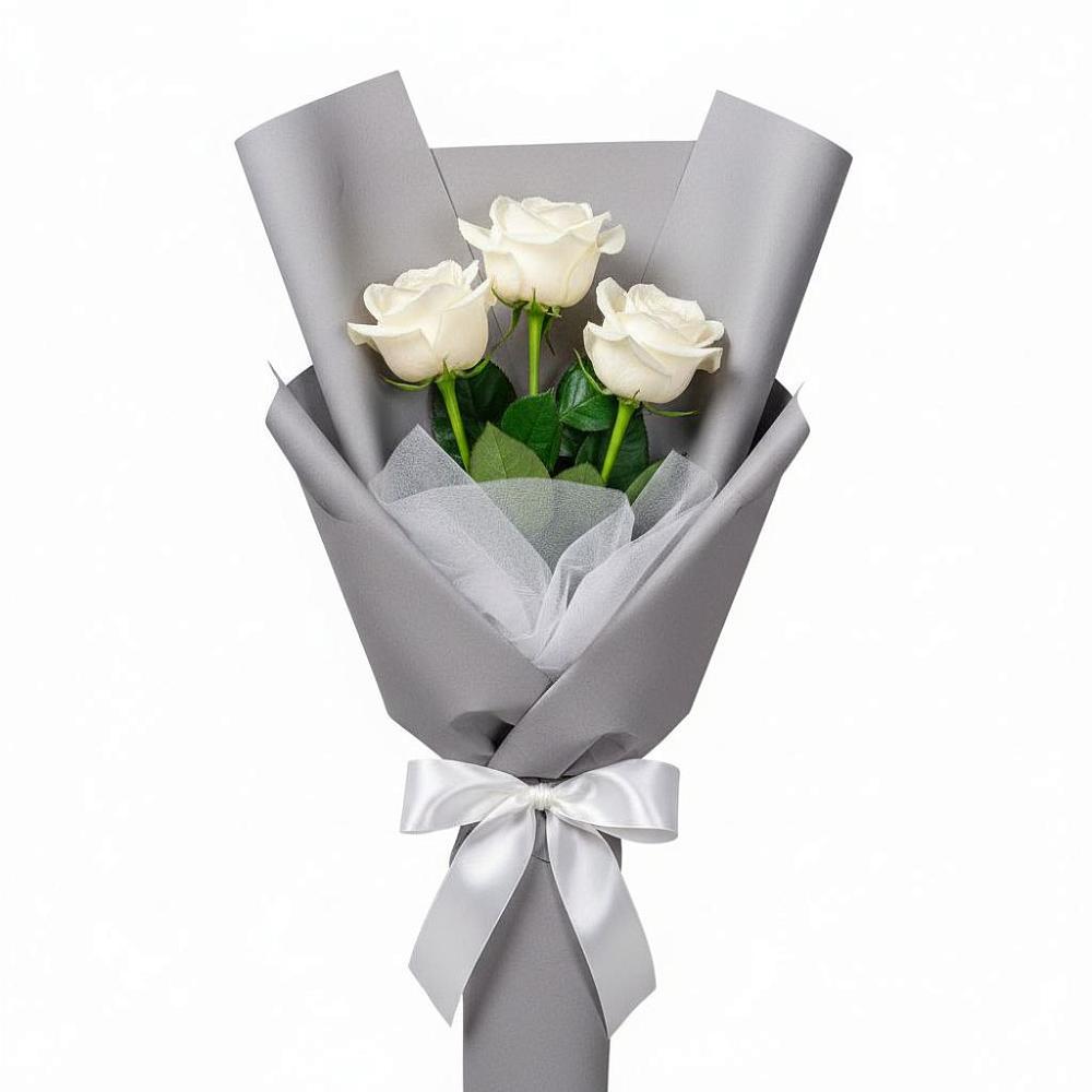 Букет 3 белые розы в Посёлке Свободы