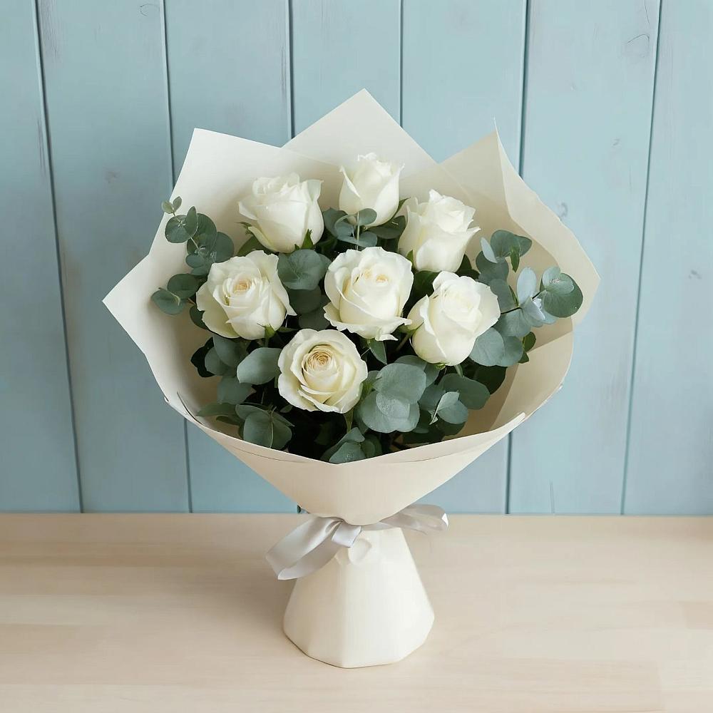 Букет Белые розы в Эвкалипте в Посёлке Свободы