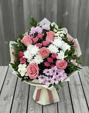 Букет цветов из:  Альстромерии, Гвоздики, Розы и Хризантемы в Посёлке Свободы