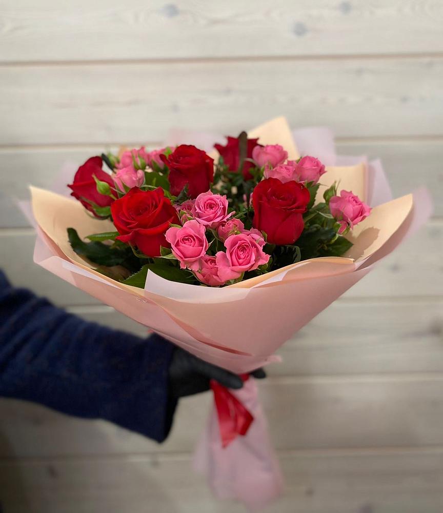 Букет цветов из: Розы в Посёлке Свободы
