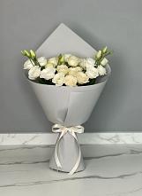 Букет цветов из:  Розы и Лизиантусы в Посёлке Свободы